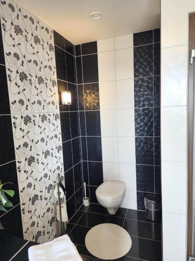 Kiljan Apartments & Rooms بلونديوس المظهر الخارجي الصورة